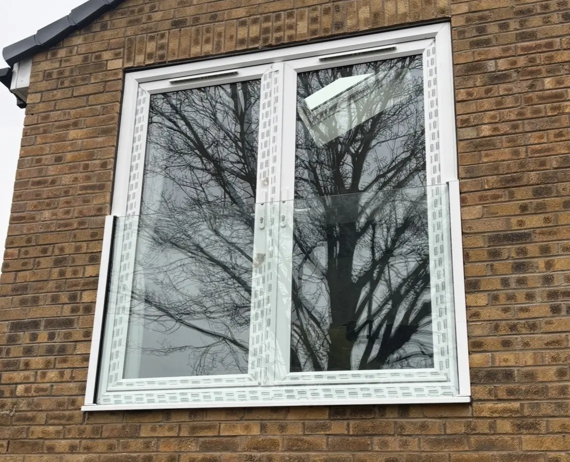 Side/Face Fix Glass