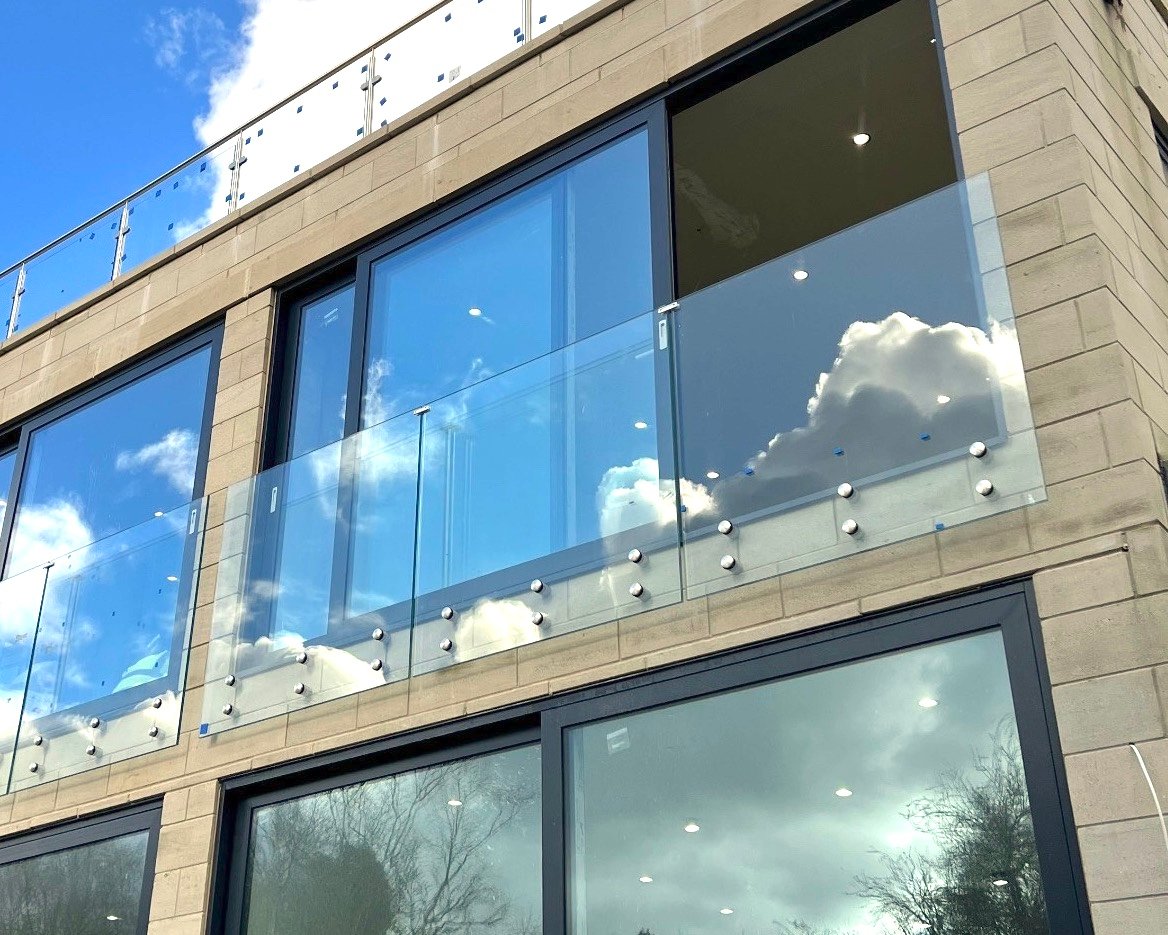 Lower Button Fix Glass